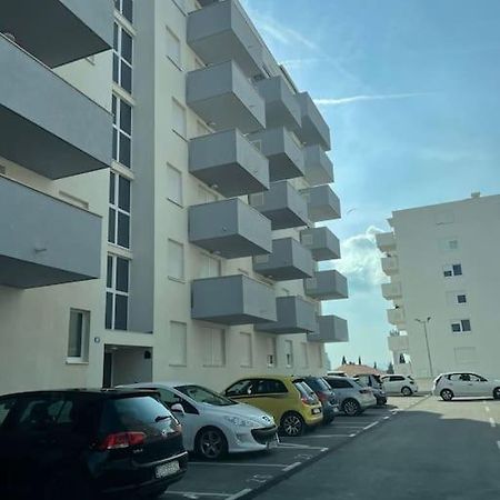 Zara Harmony Apartment Exteriér fotografie